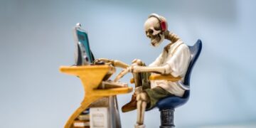 İnternette Karşılaşabileceğiniz Olası Tehlikeler ve Güvenlik Önlemleri