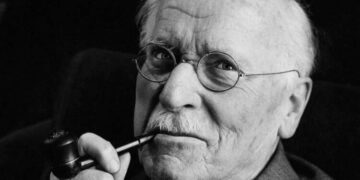 Jung Kişilik Kuramı ve Kişilik Testleri (Türkçe ve İngilizce)